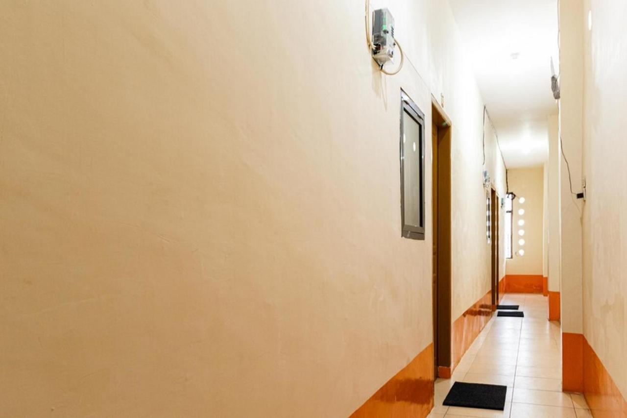 Reddoorz Syariah @ Jalan Setiabudi Medan 3 Extérieur photo