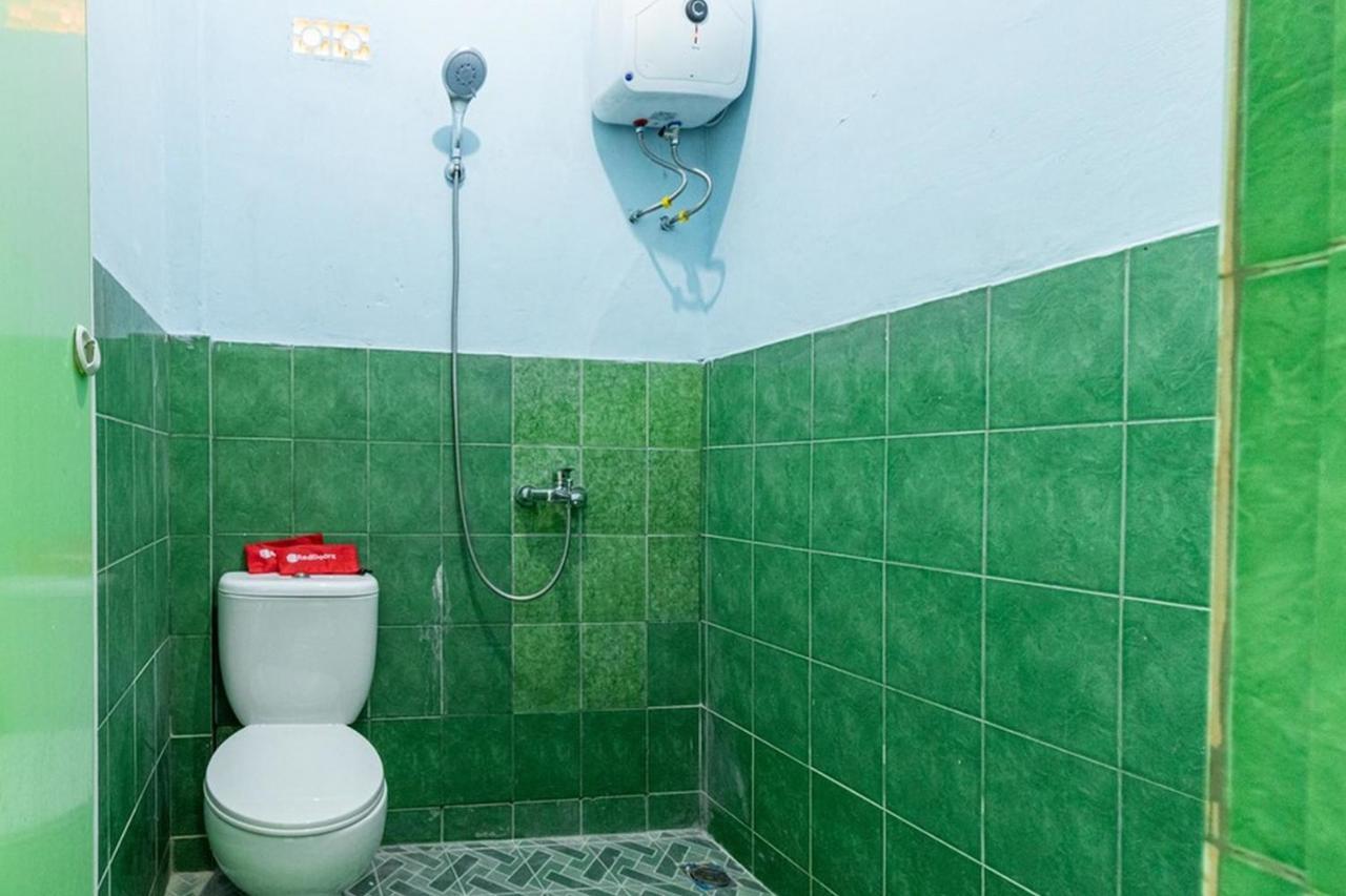 Reddoorz Syariah @ Jalan Setiabudi Medan 3 Extérieur photo